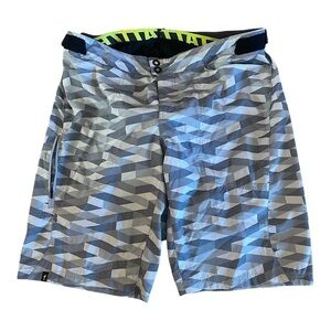 Enduro Sport Shorts Padded Grey Geometric Men Size 40 Bikercore Sportswear